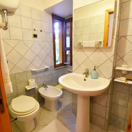 Casa Porto Frailis Gia Porto Frailis Bed & Breakfast 2*